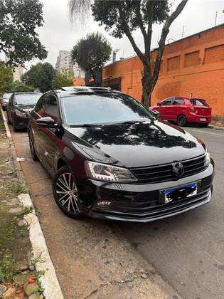 VOLKSWAGEN JETTA 2.0 TSI HIGHLINE 211CV GASOLINA 4P TIPTRONIC